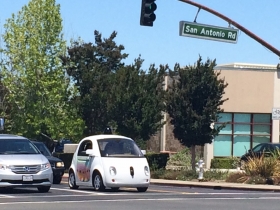 Selfdriving Google car